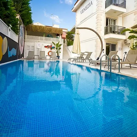 Venezia Alacati Hotel Cesme