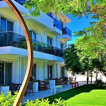 Venezia Alacati 5*